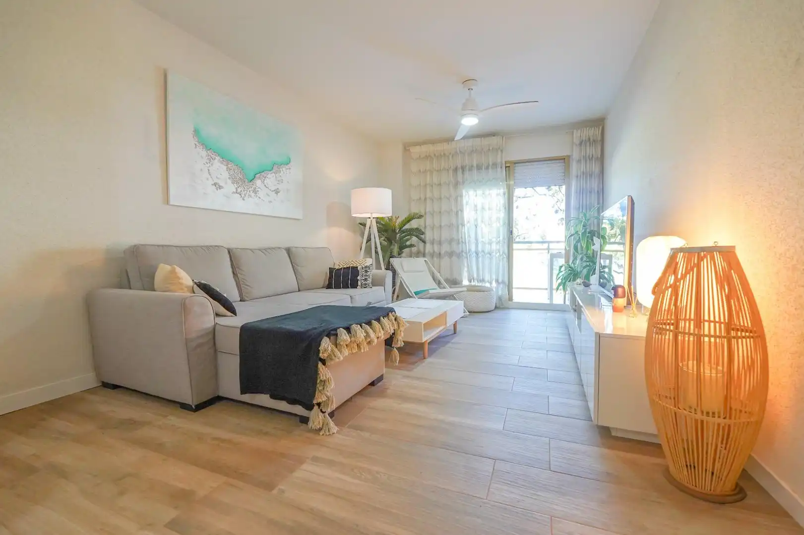Living room of Flat for sale in Cambrils  with Private garden, Terrace and Balcony