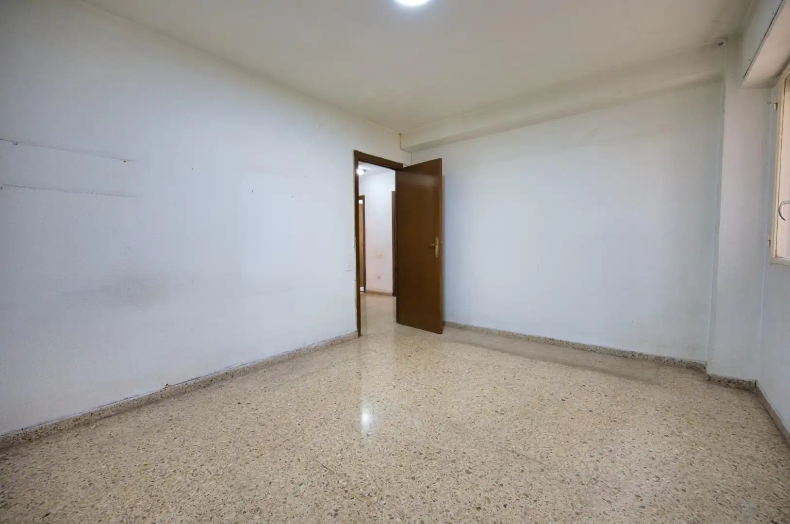 Piso en venta en Orihuela con Balcón