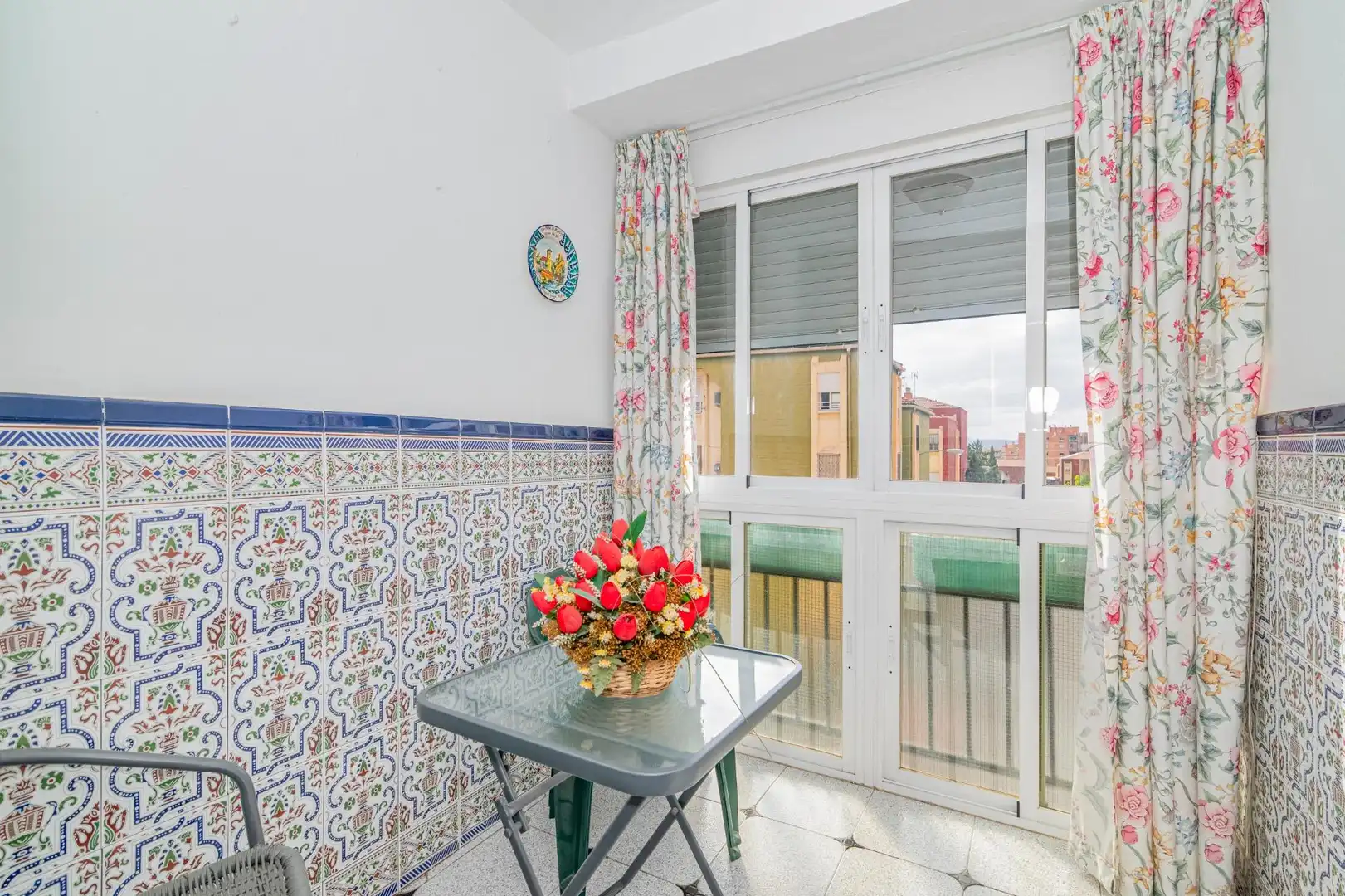 Habitación de Piso en venta en  Granada Capital con Aire acondicionado, Terraza y Trastero