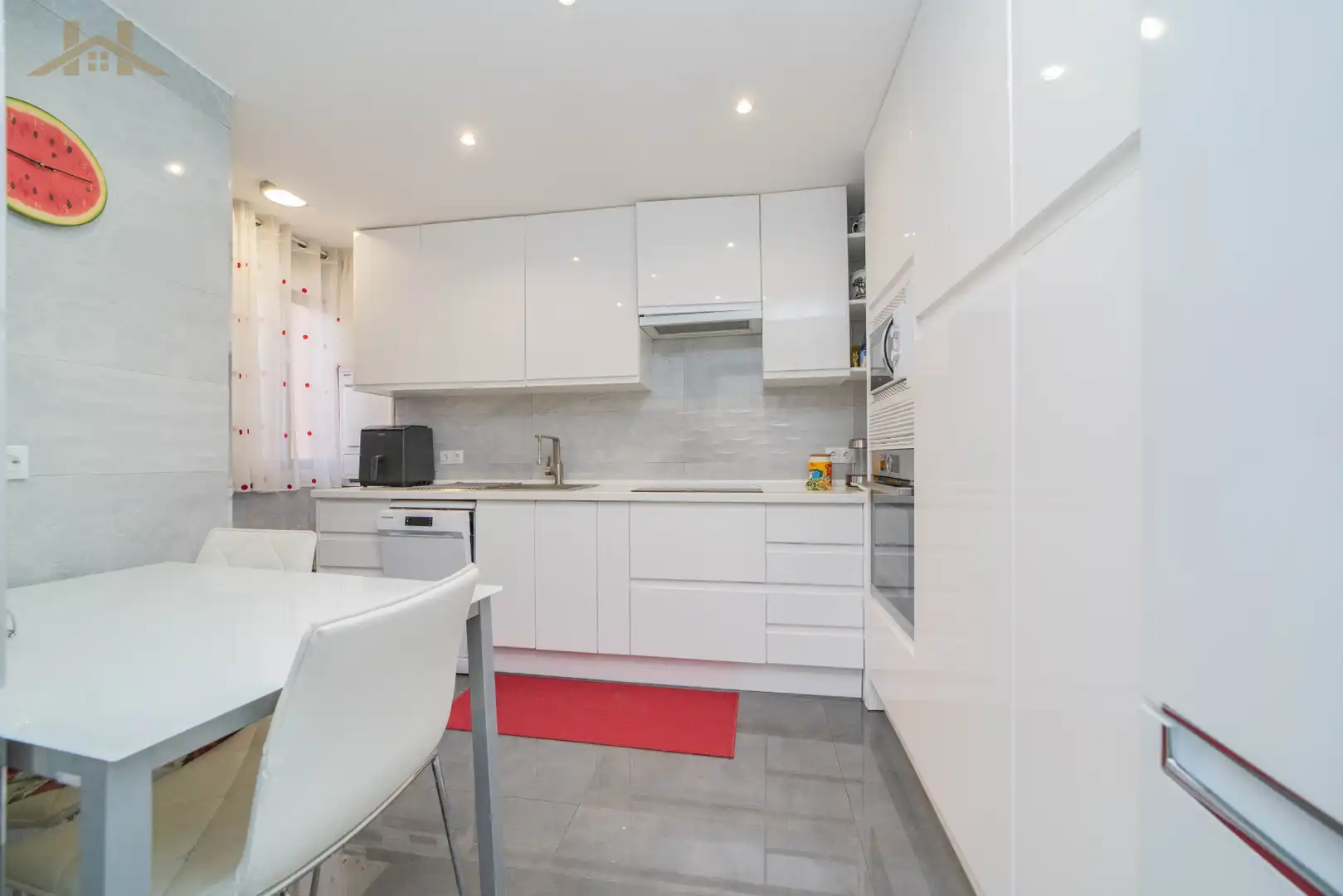 Cocina de Piso en venta en Leganés con Aire acondicionado, Balcón y Piscina comunitaria