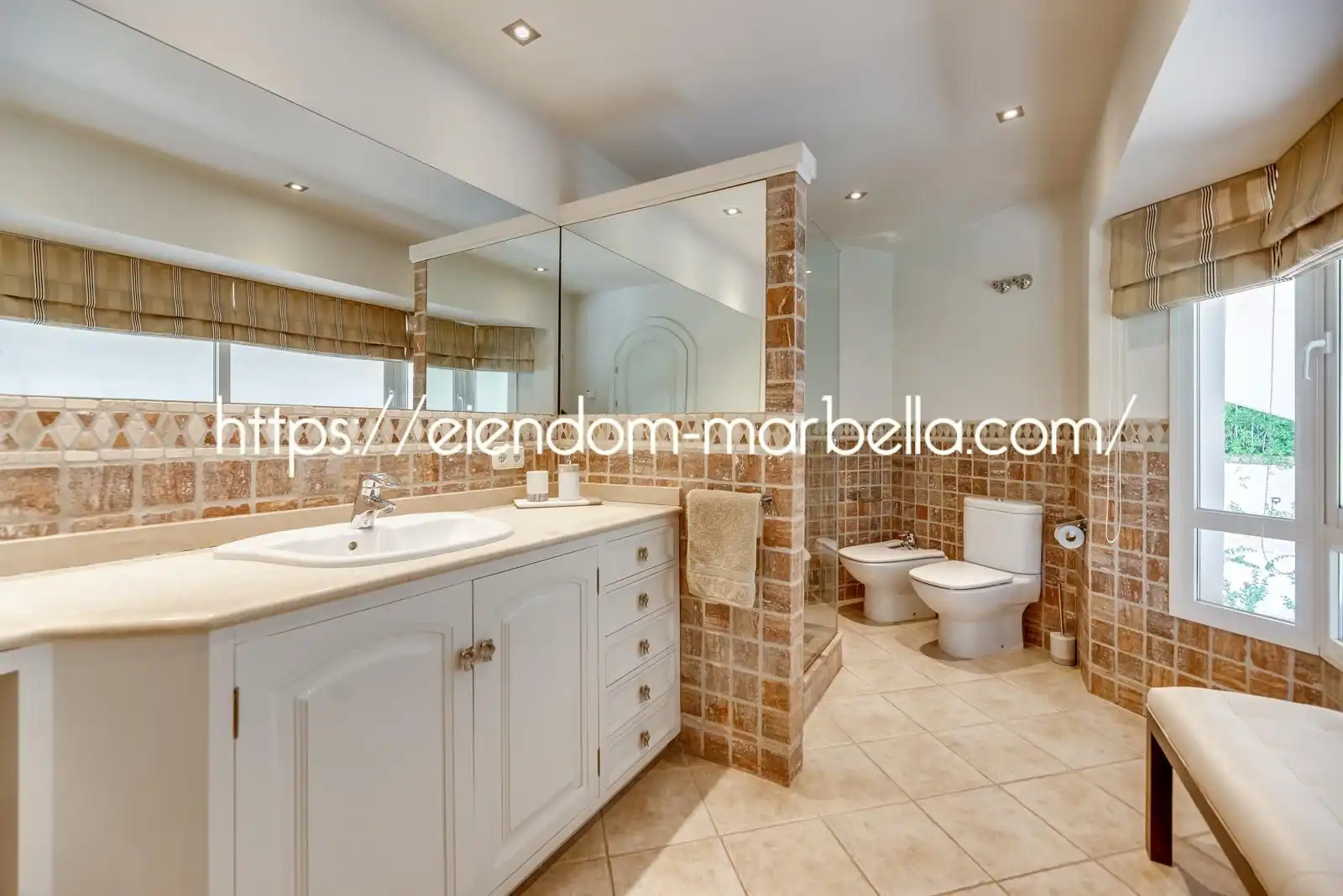 Chalet con piscina en venta en Elviria - Cabopino, imagen 33