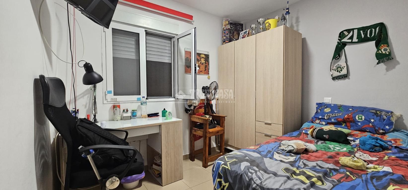 Bedroom of Flat for sale in  Sevilla Capital  with Terrace