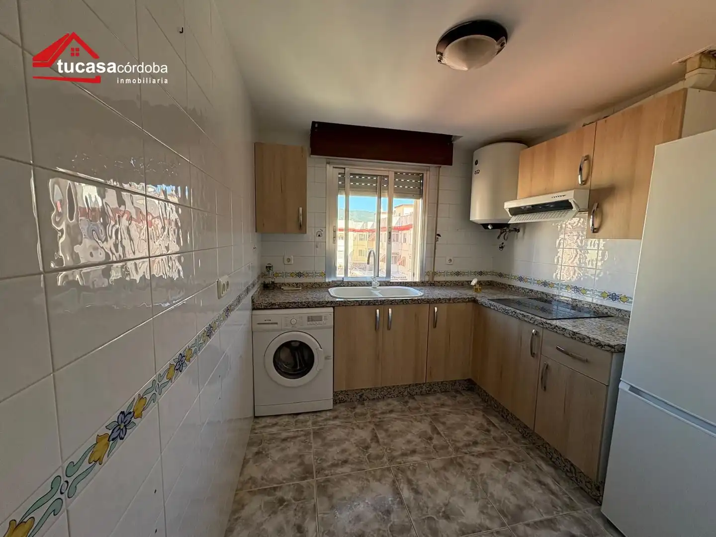Cuina de Pis en venda en Córdoba amb Aire condicionat i Terrassa