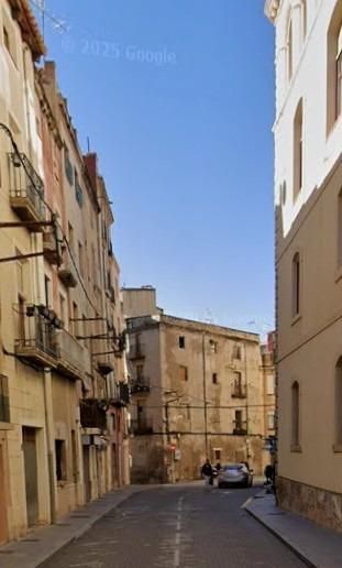 Vista exterior de Pis en venda en Tortosa amb Jardí privat i Balcó