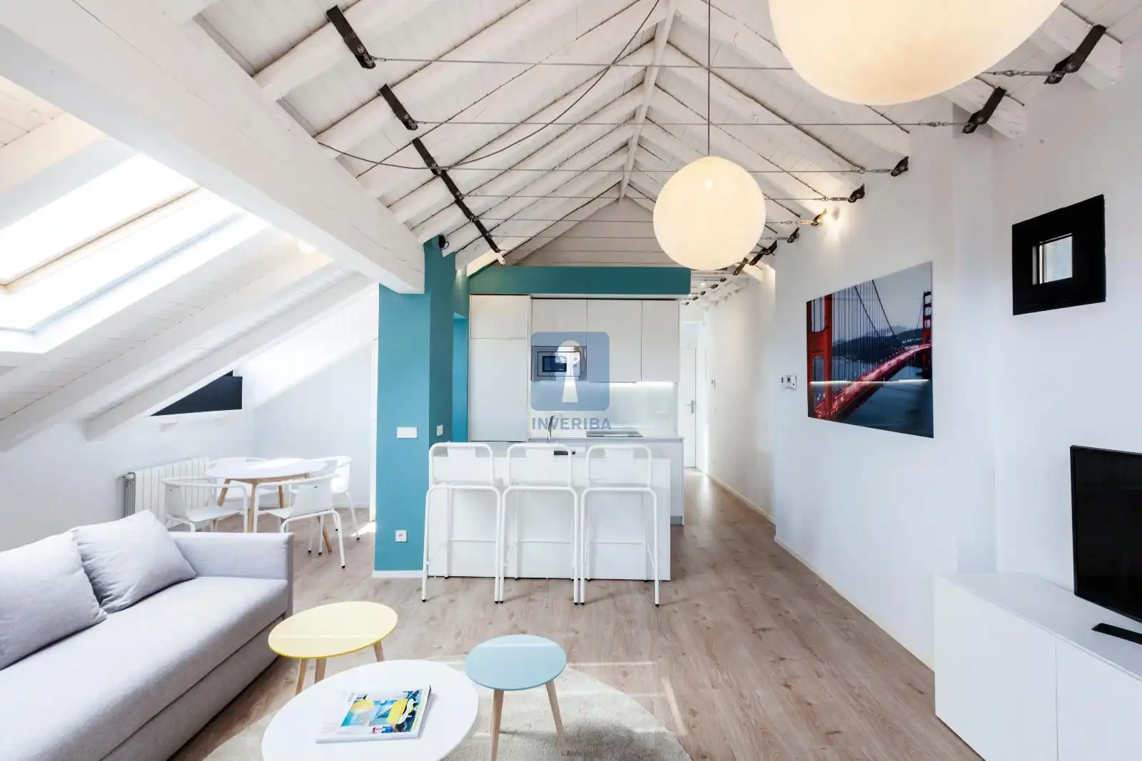 Living room of Attic for rent in Madrid  with Air Conditioner, Heating and Parquet flooring