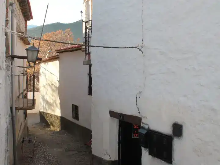 Vista exterior de Casa adosada en venda en Alquife