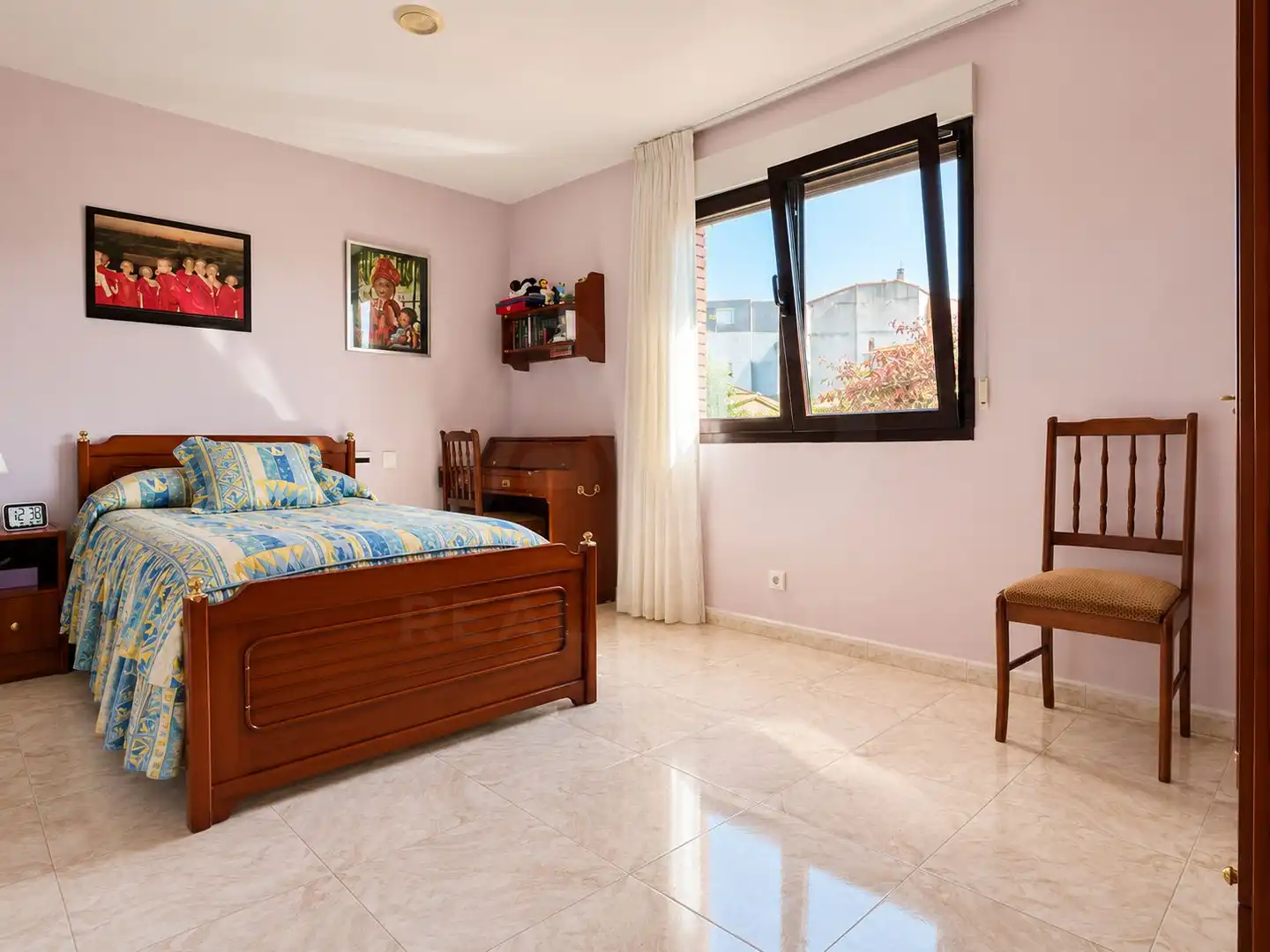 Habitación de Casa o chalet en venta en Burgos con Calefacción