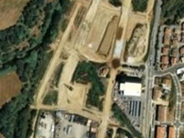 Terreny industrial en venda a Quart