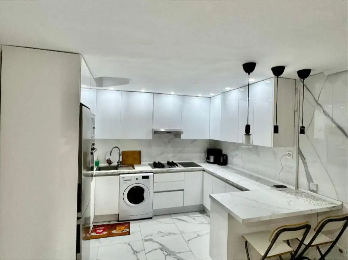 Cuina de Dúplex en venda en San Fernando amb Aire condicionat, Jardí privat i Parquet