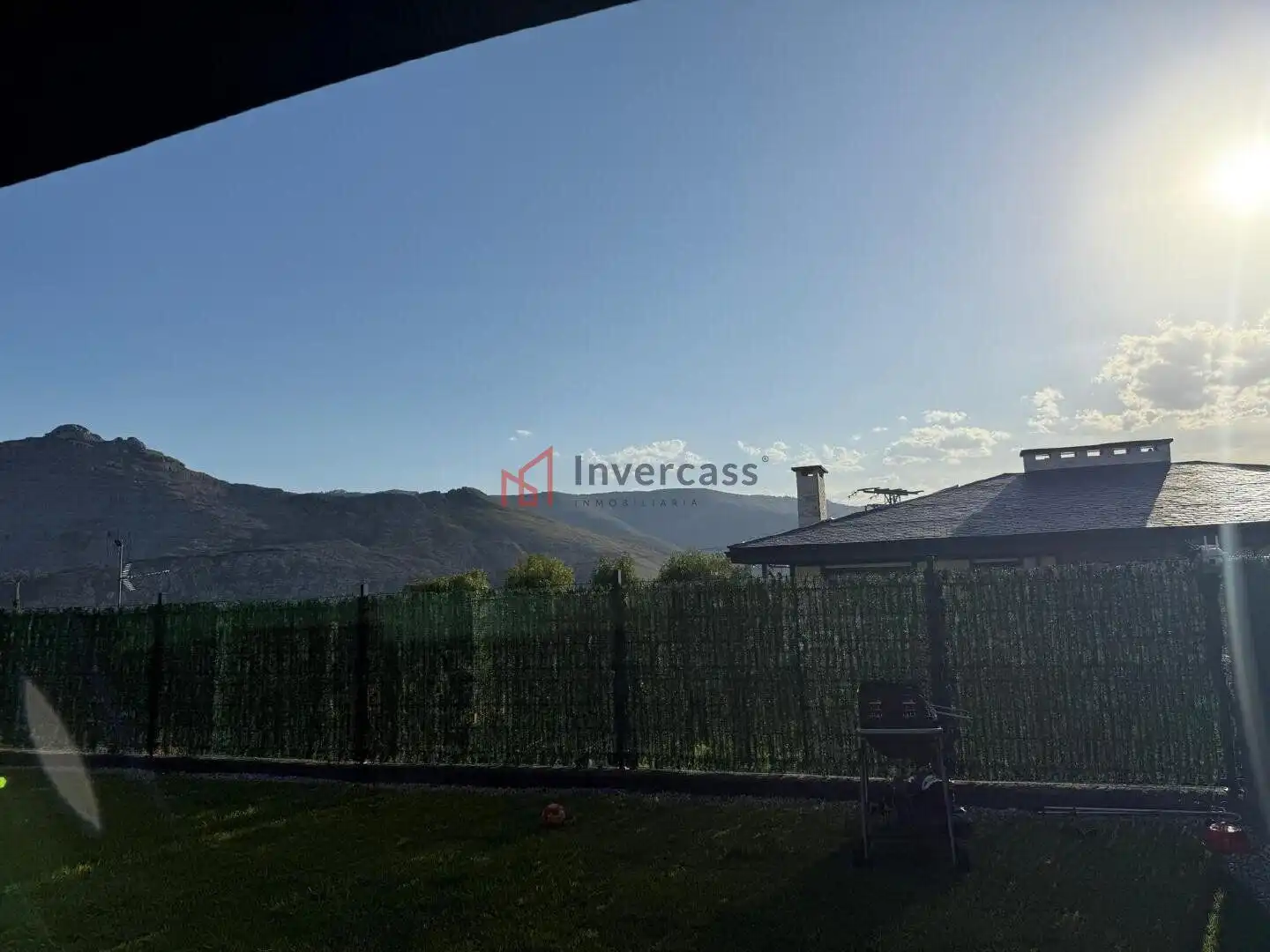 Terraza de Casa adosada en venta en Castro-Urdiales con Jardín privado, Trastero y Piscina comunitaria