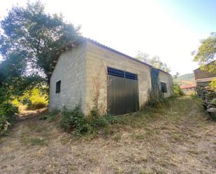 Vista exterior de Nau industrial en venda en Lobeira