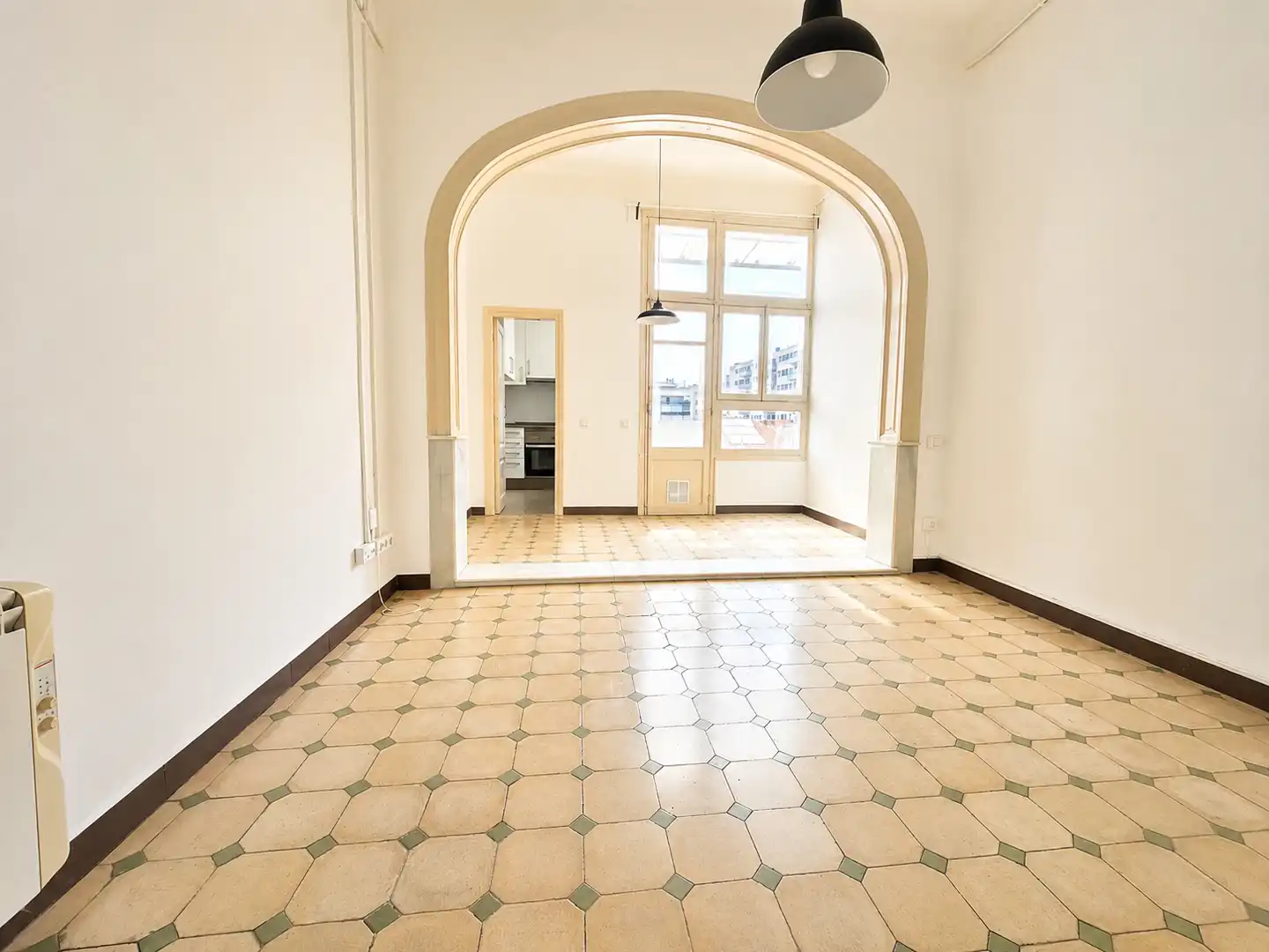 Comedor de Piso de alquiler en Sabadell con Calefacción y Balcón