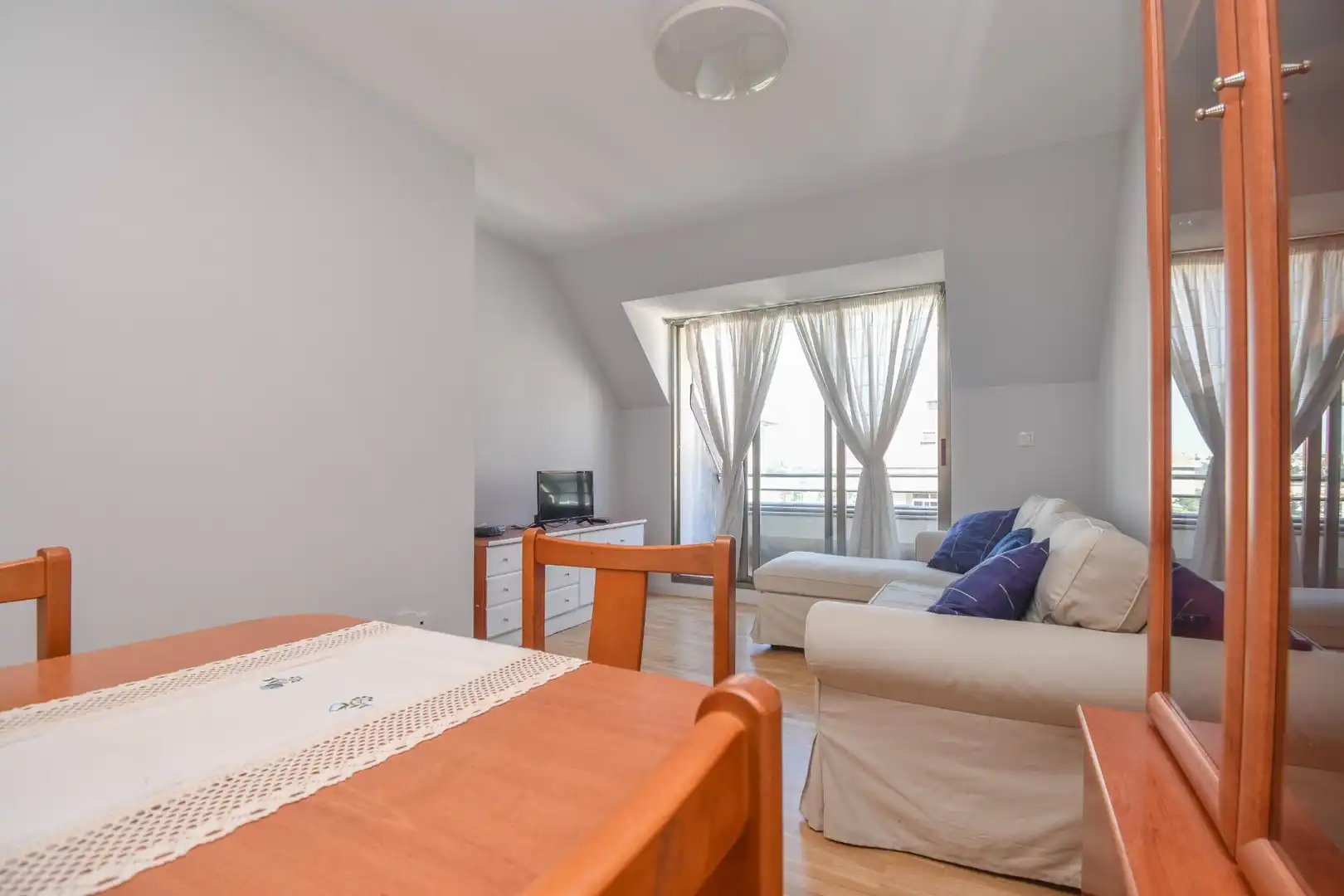Living room of Flat for rent in Culleredo  with Heating, Storage room and Balcony