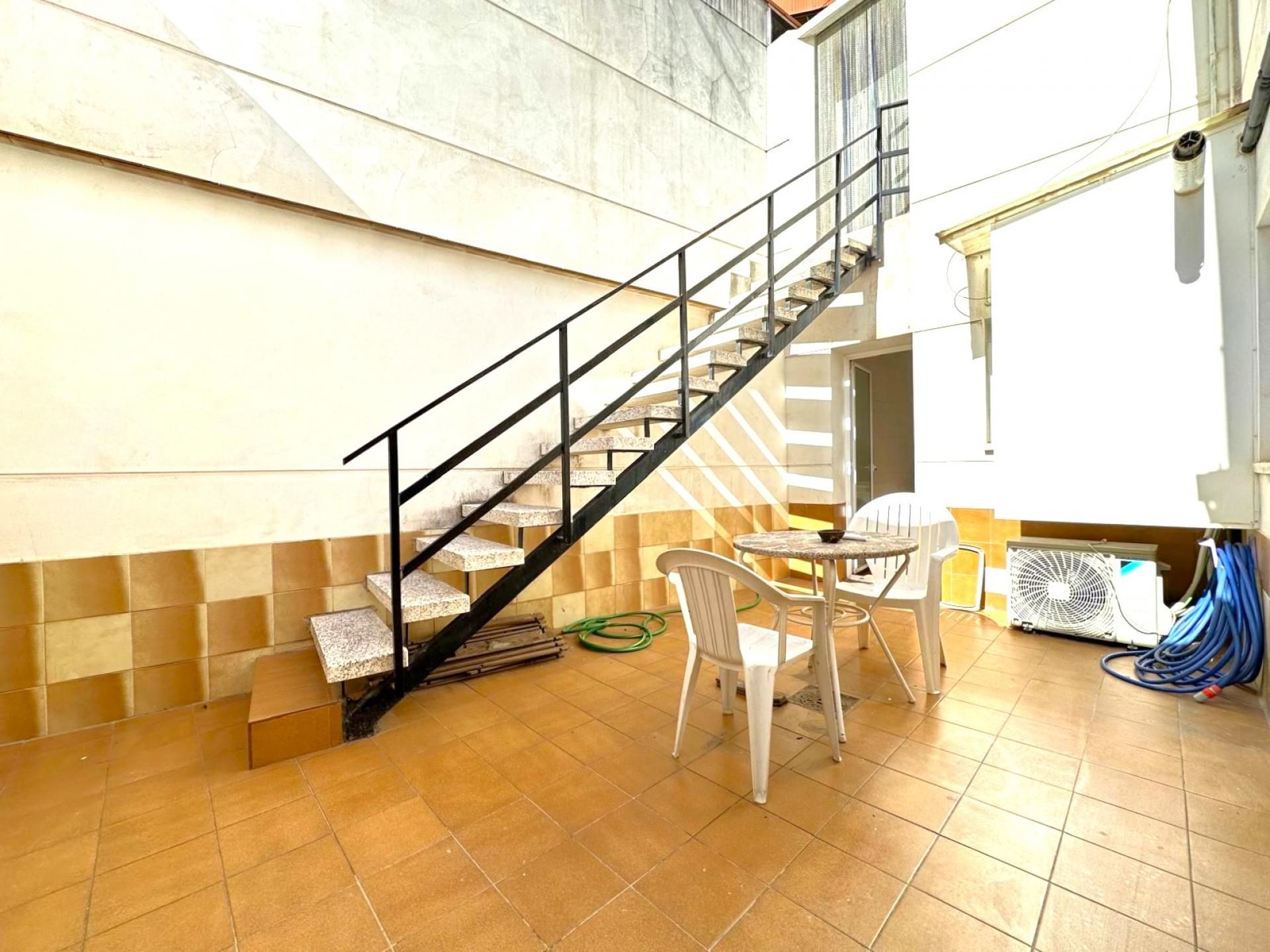 Terrace of House or chalet for sale in Rubí  with Heating, Terrace and Oven