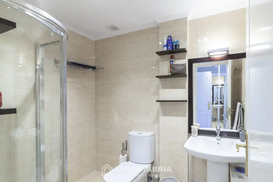 Piso con piscina en venta en Calle Clara Campoamor, imagen 16