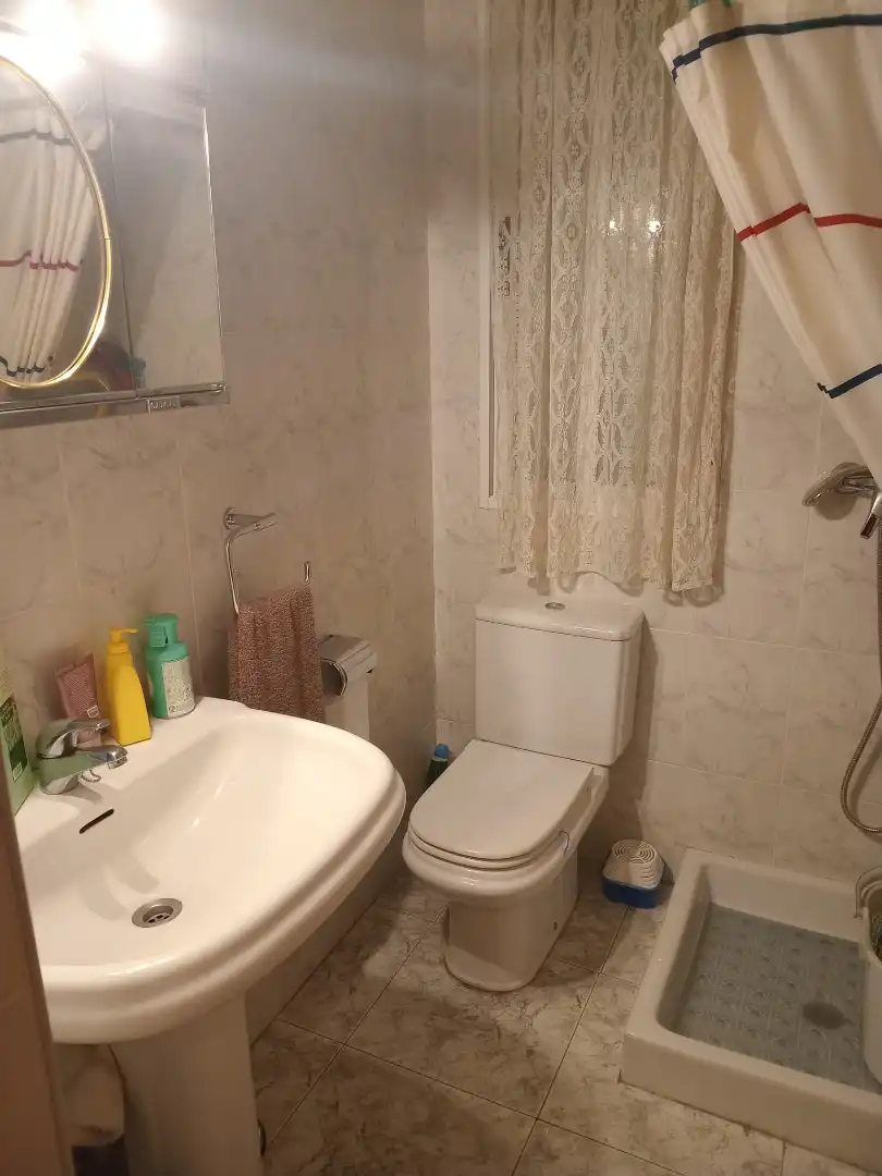 Bany de Casa o xalet en venda en El Casar amb Calefacció, Jardí privat i Terrassa