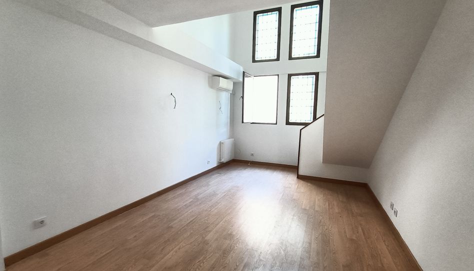Apartamento de alquiler en Paseo del Prado, Cortes - Huertas - Imagen 2