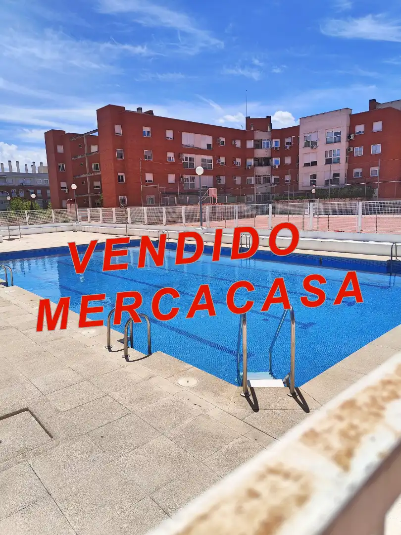 Wohnung mit Pool zum Verkauf in Avenida del Mar Mediterráneo