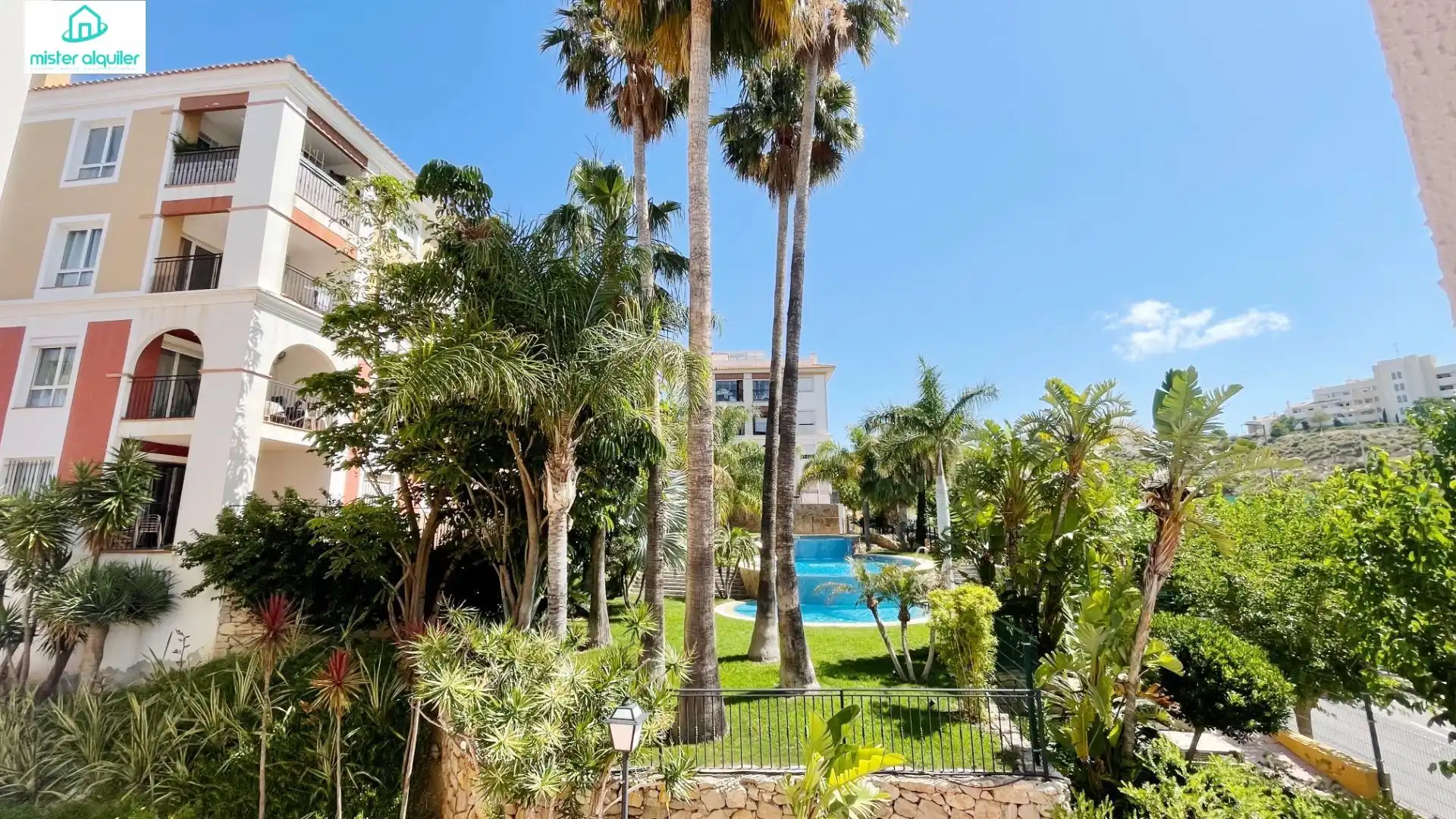 Vista exterior de Apartamento de alquiler en Mutxamel con Calefacción, Jardín privado y Terraza