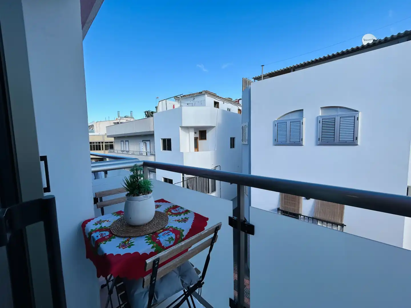 Terraza de Piso en venta en San Bartolomé de Tirajana con Aire acondicionado, Microondas y Balcón