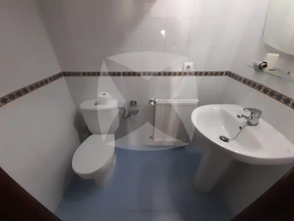 Bany de Àtic de lloguer en Badajoz amb Aire condicionat, Terrassa i Moblat