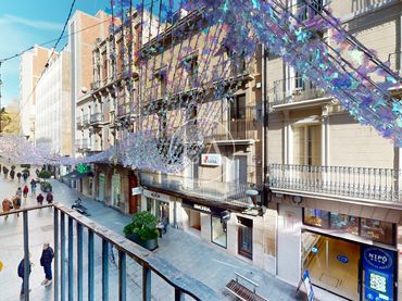 Mixed residential for sale in Carrer de Llovera