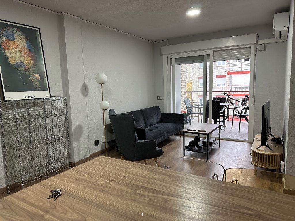Living room of Flat for sale in Móstoles  with Air Conditioner, Heating and Parquet flooring
