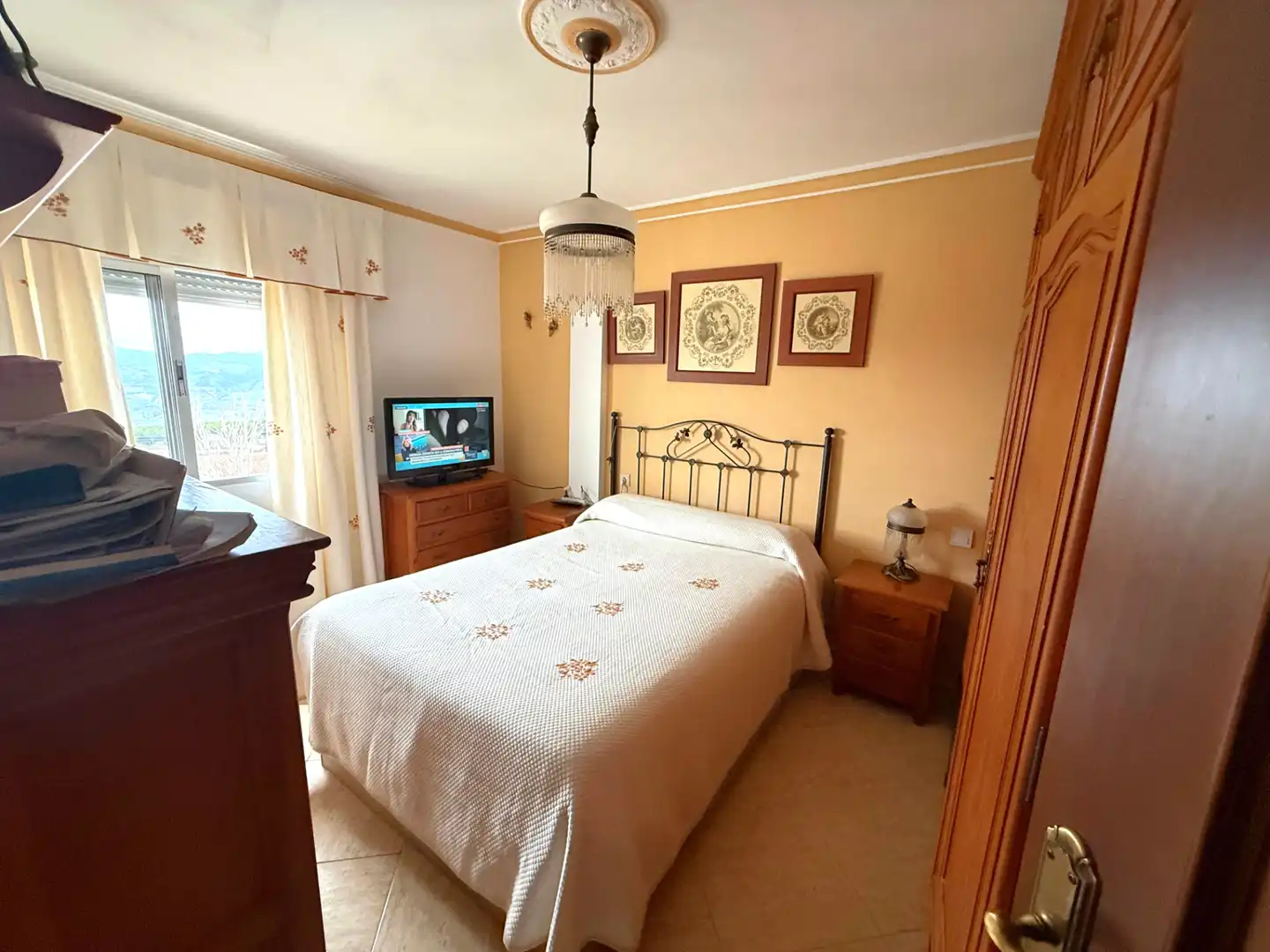Piso en venta en Calle Giner de los Ríos, El Fuerte - La Dehesa