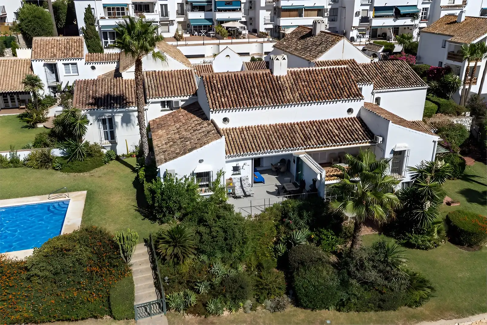 Adossat amb piscina en venda a Mijas Golf