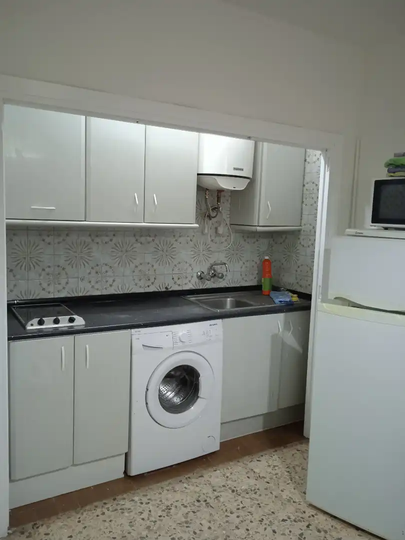 Kitchen of Study for rent in Granada  with Heating, Furnished and Washing machine