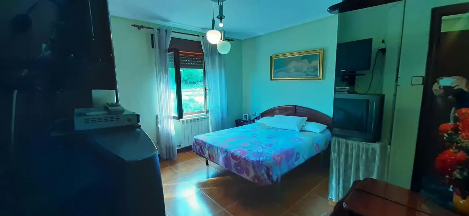 Bedroom of Houses for sale in Argoños   with Heating, Terrace and Furnished