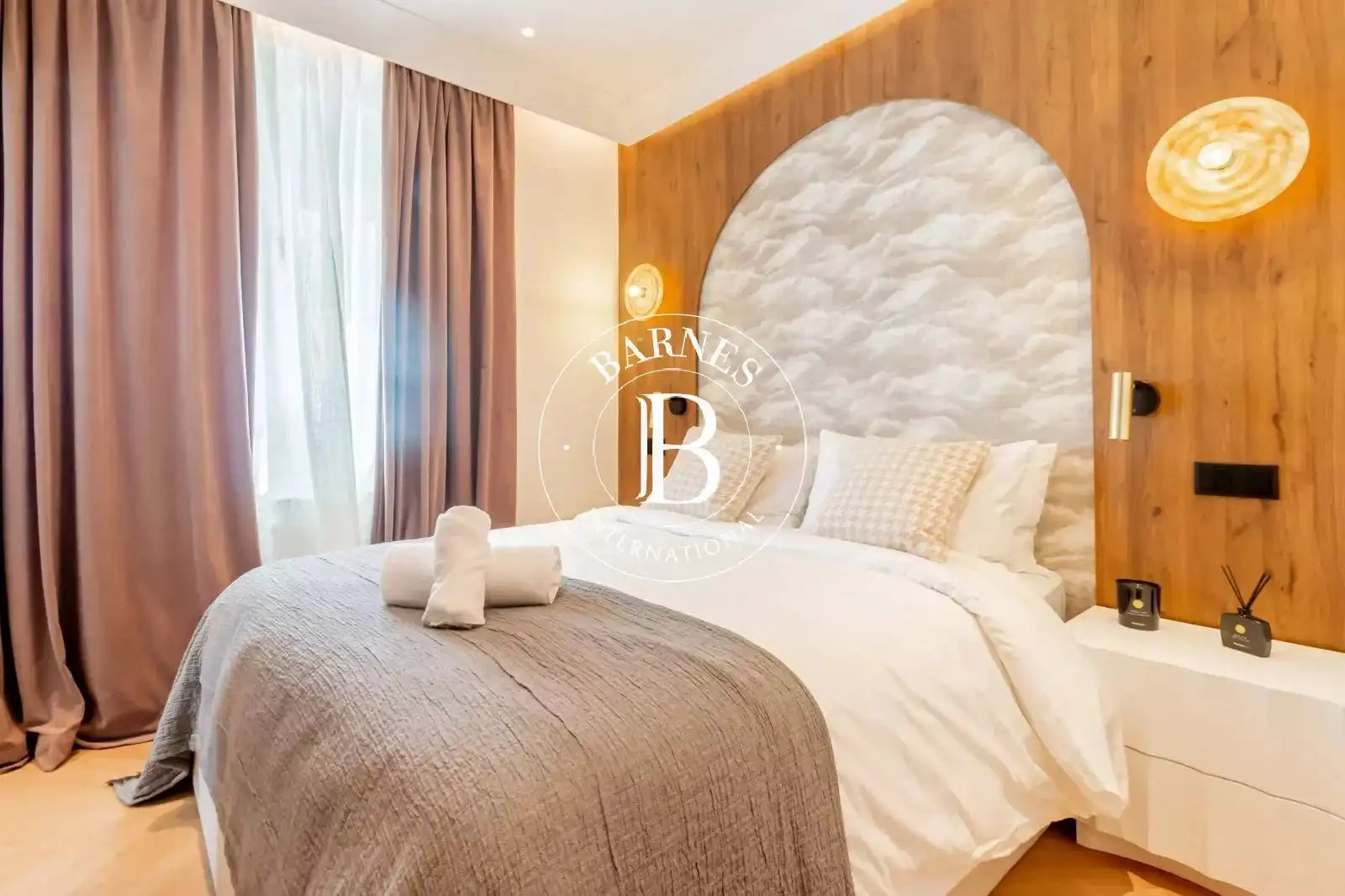 Bedroom of Flat for rent in Madrid  with Air Conditioner, Heating and Terrace