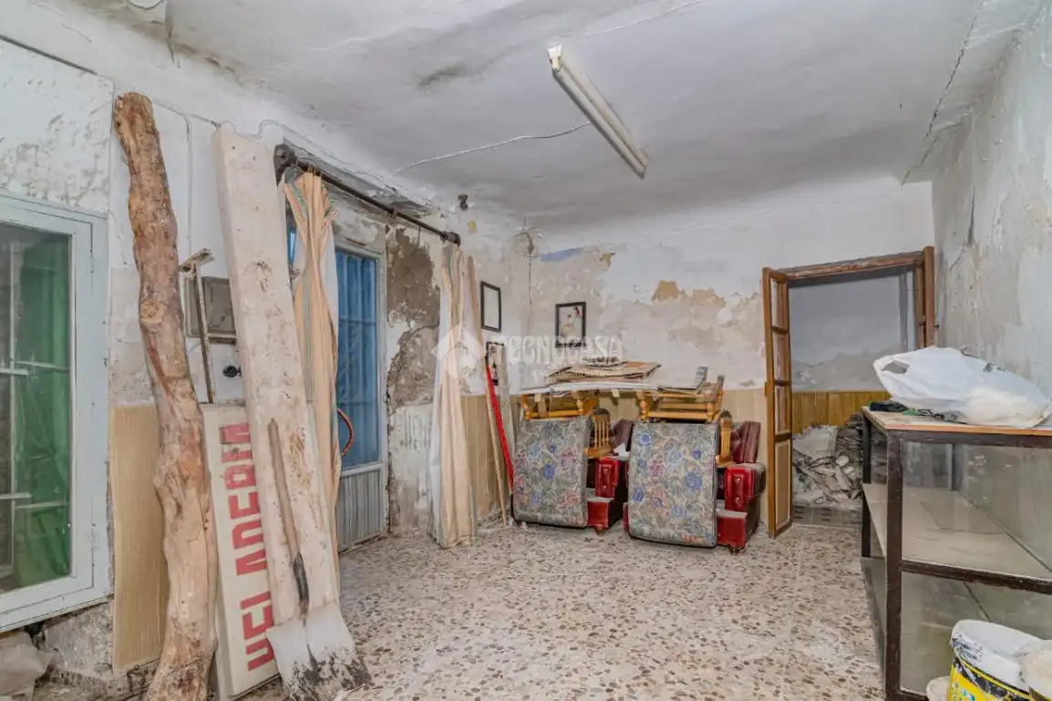 Casa aparellada amb balcó en venda a Loja, imagen 11