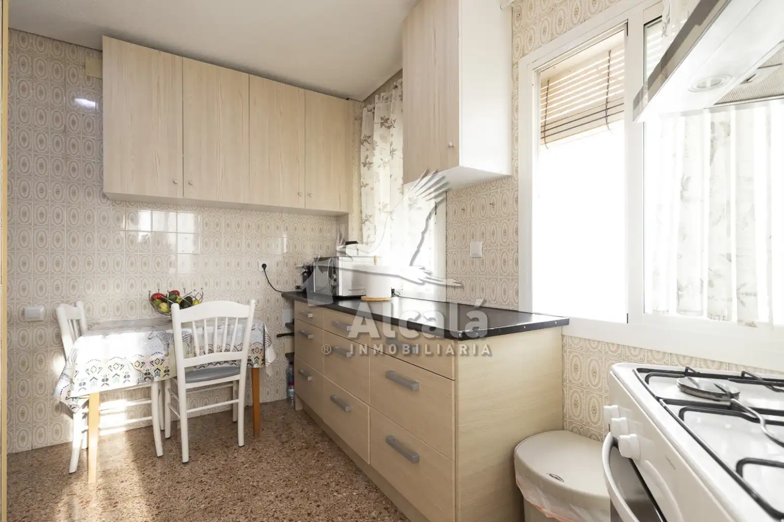 Cocina de Piso en venta en Alcalá de Henares con Calefacción y Terraza