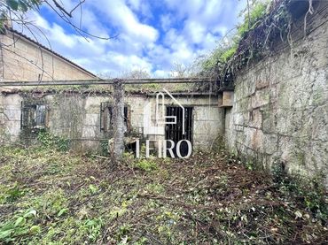Casa con jardín en venta en Ribadumia