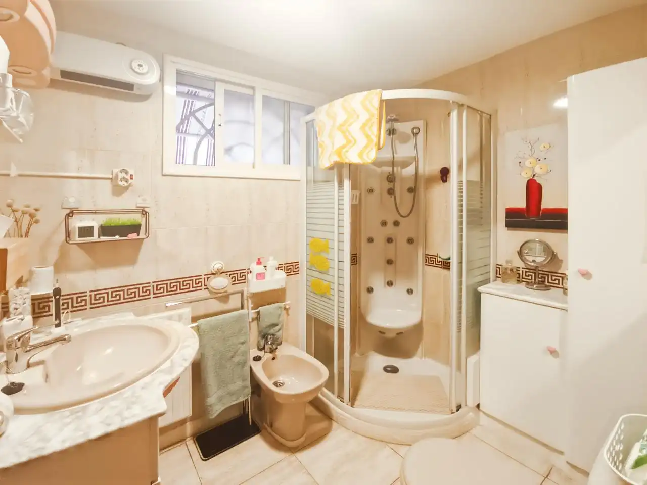Baño de Casa adosada en venta en Rivas-Vaciamadrid con Aire acondicionado, Calefacción y Jardín privado
