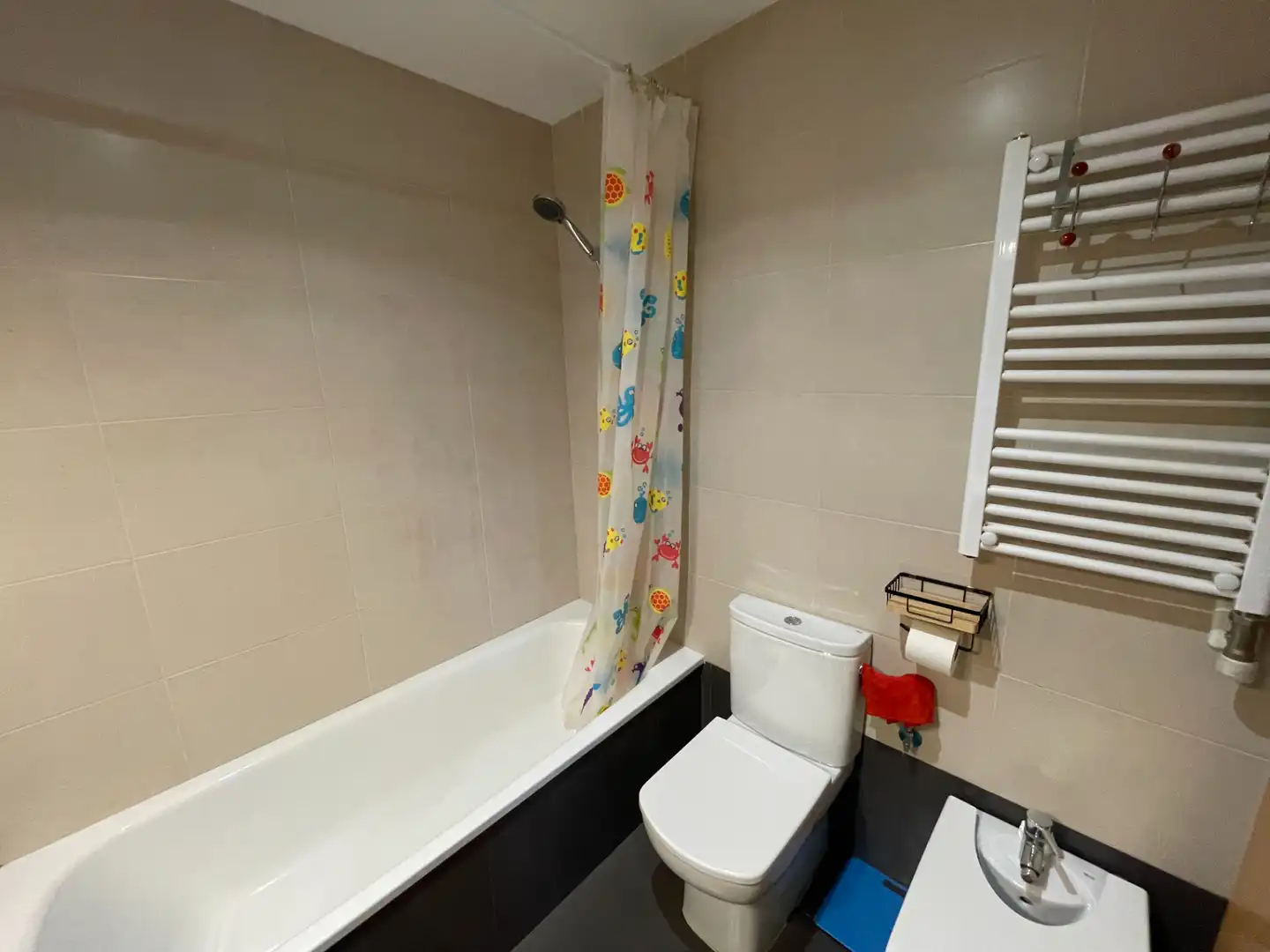 Baño de Piso en venta en Cambrils con Aire acondicionado, Calefacción y Parquet