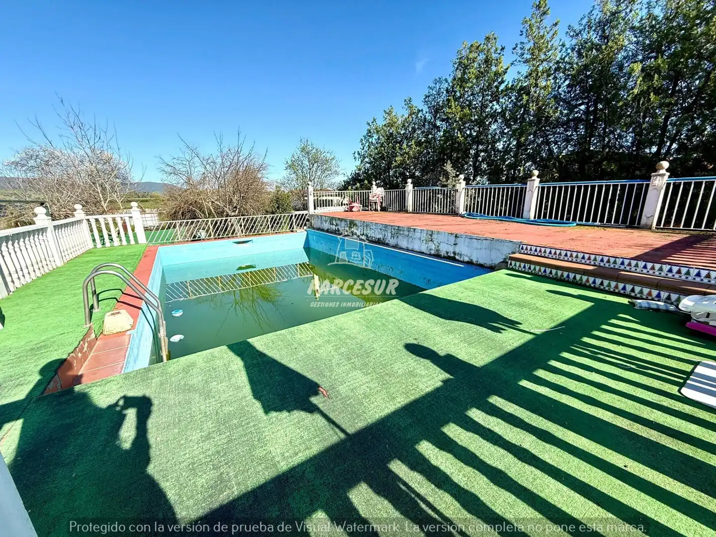 Schwimmbecken von Country house zum Verkauf in Almodóvar del Río mit Abstellraum