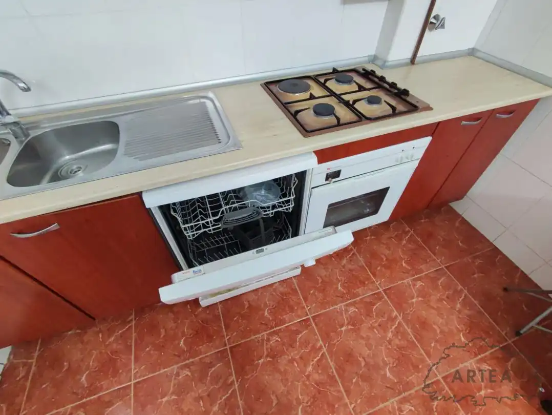 Cocina de Piso de alquiler en Bilbao  con Calefacción, Horno y Lavadora