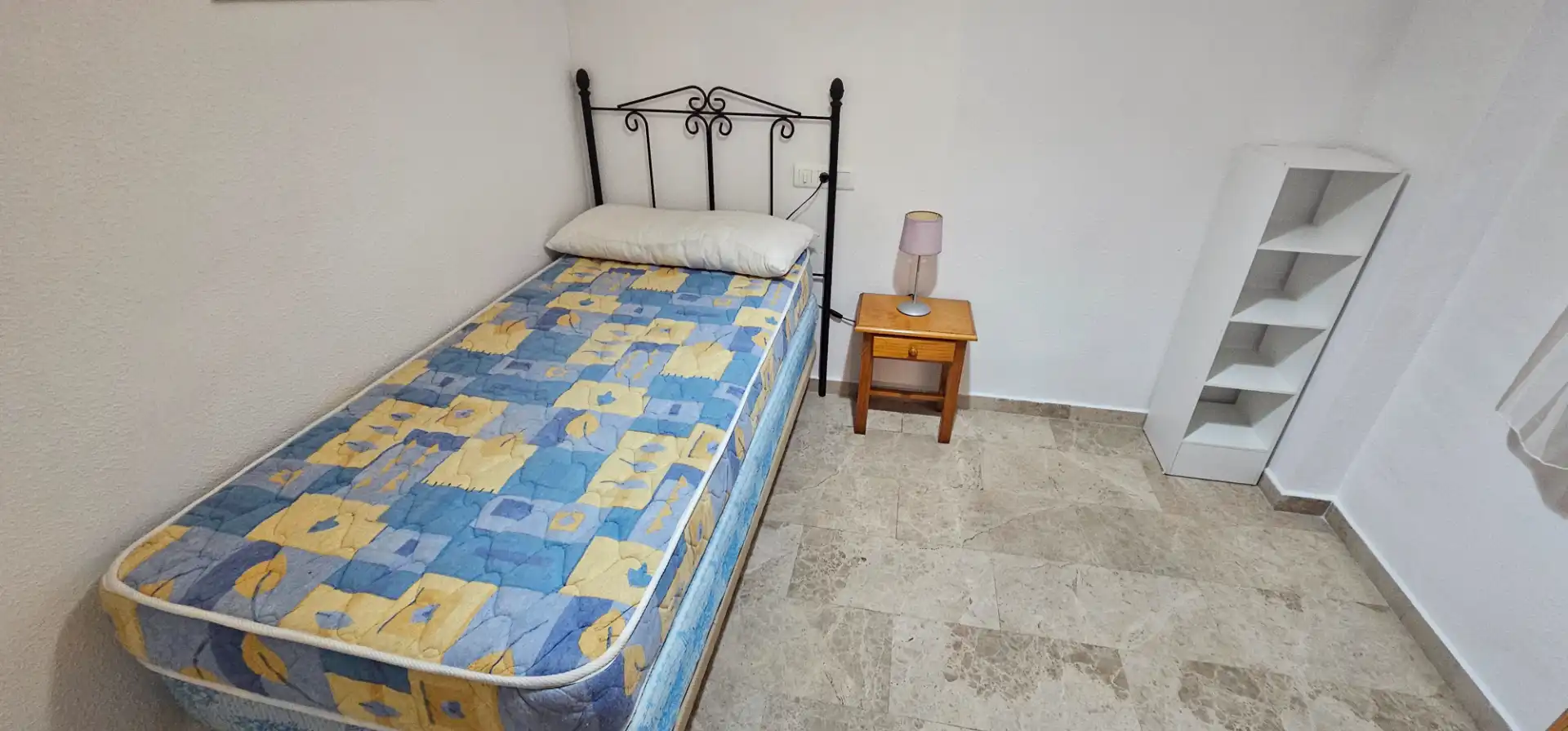 Bedroom of Flat for rent in Maracena  with Air Conditioner, Furnished and Washing machine