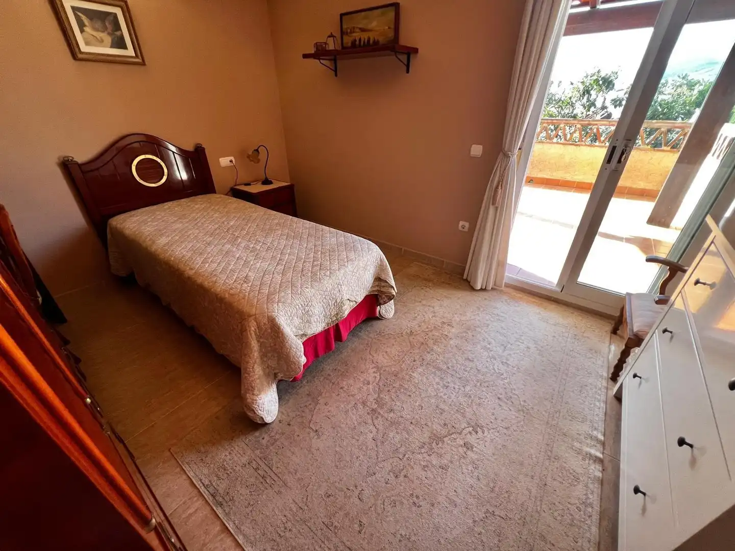 Dormitori de Casa o xalet en venda en Málaga amb Aire condicionat, Calefacció i Jardí privat