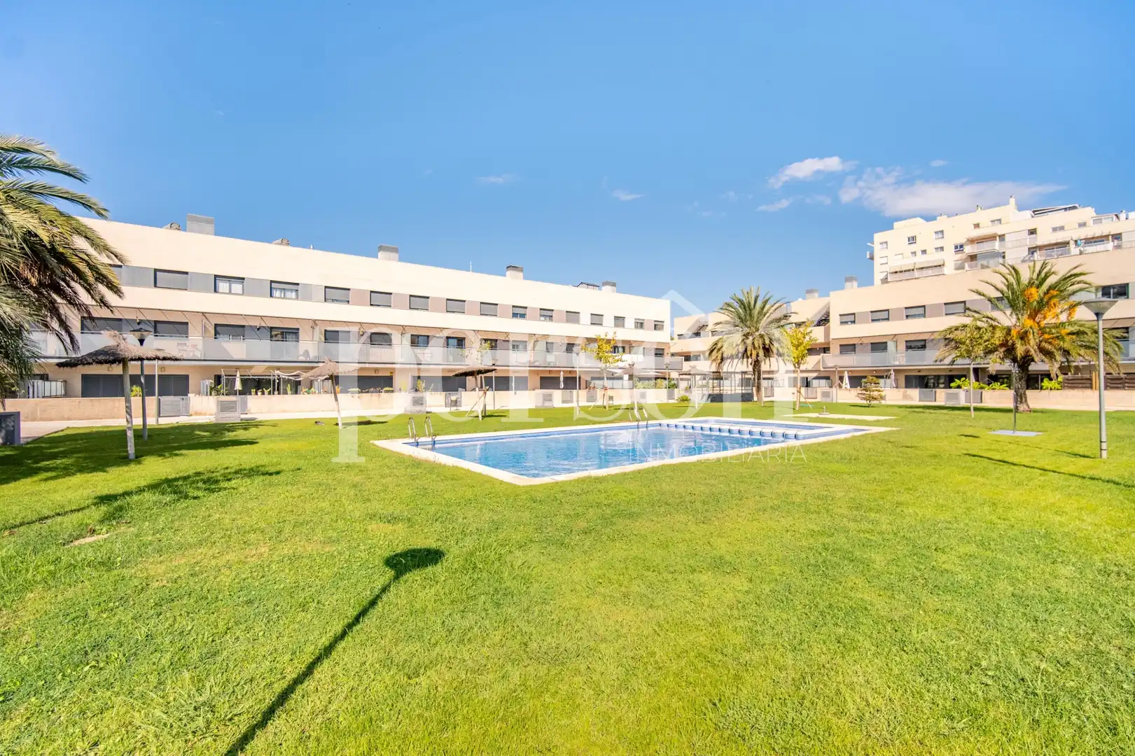Chalet con piscina en venta en Platja de la Pobla de Farnals, imagen 3