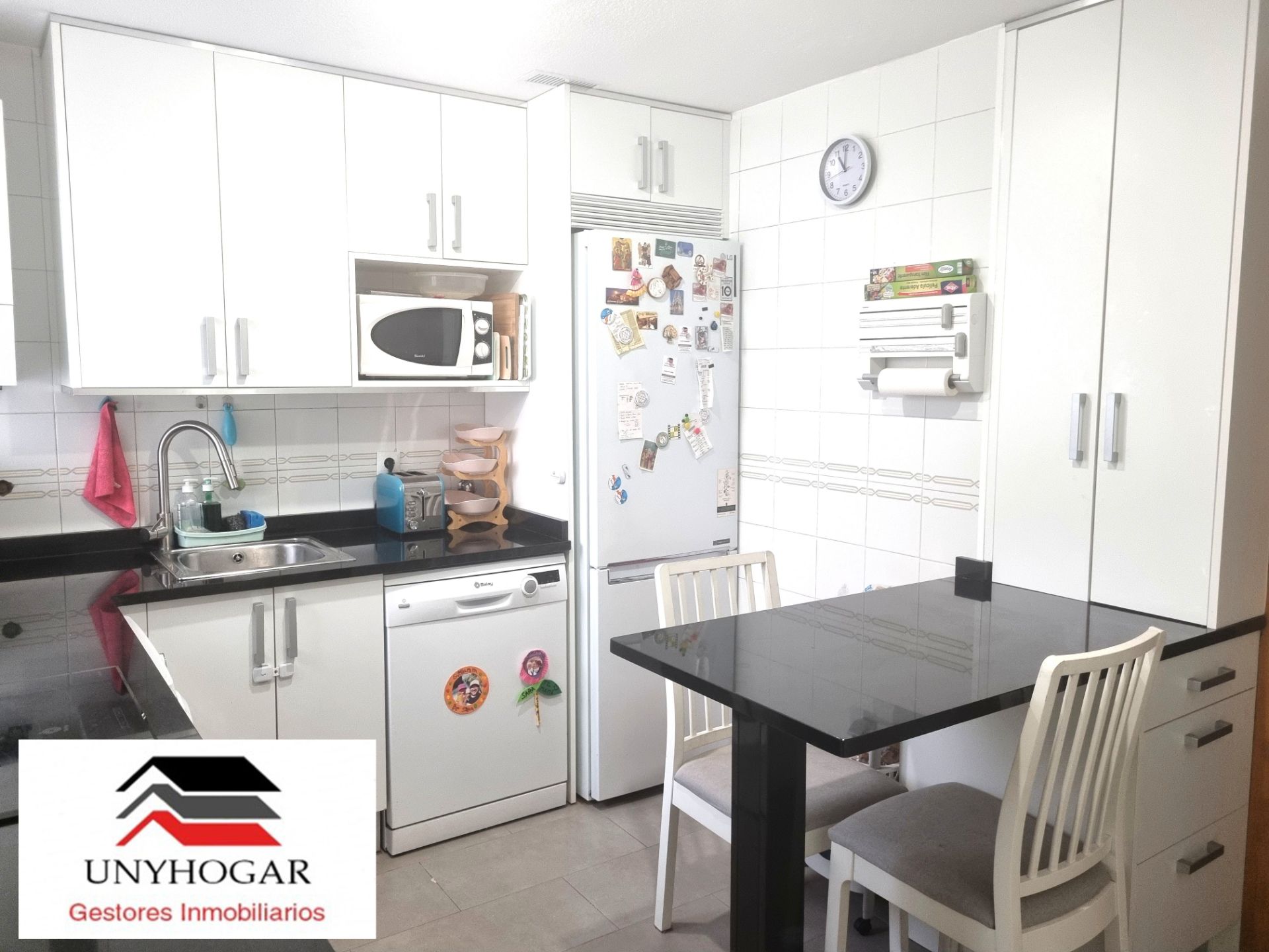 Cocina de Piso en venta en San Fernando de Henares con Calefacción, Jardín privado y Parquet