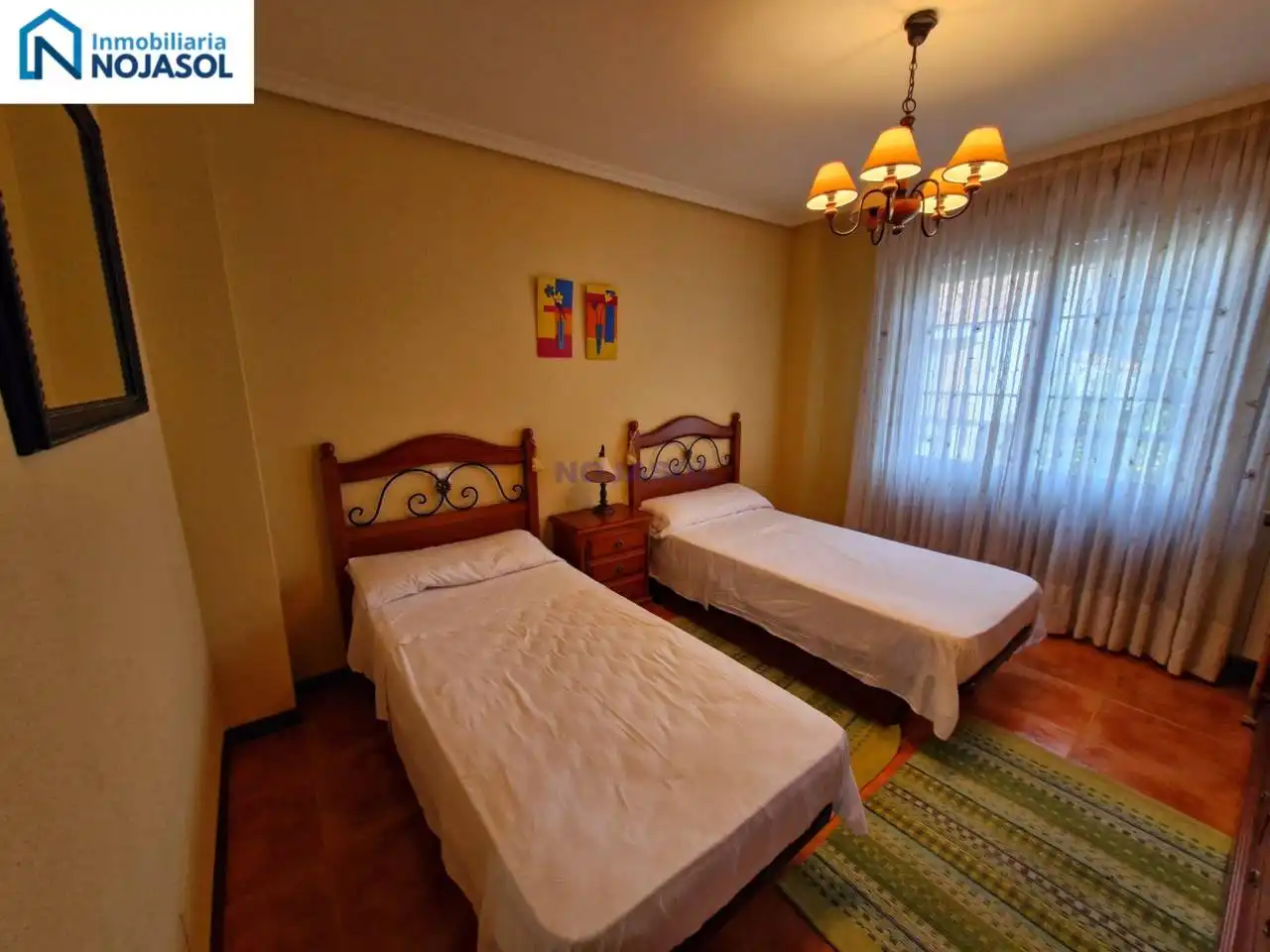 Schlafzimmer von Einfamilien-Reihenhaus zum Verkauf in Argoños  mit Heizung, Privatgarten und Terrasse