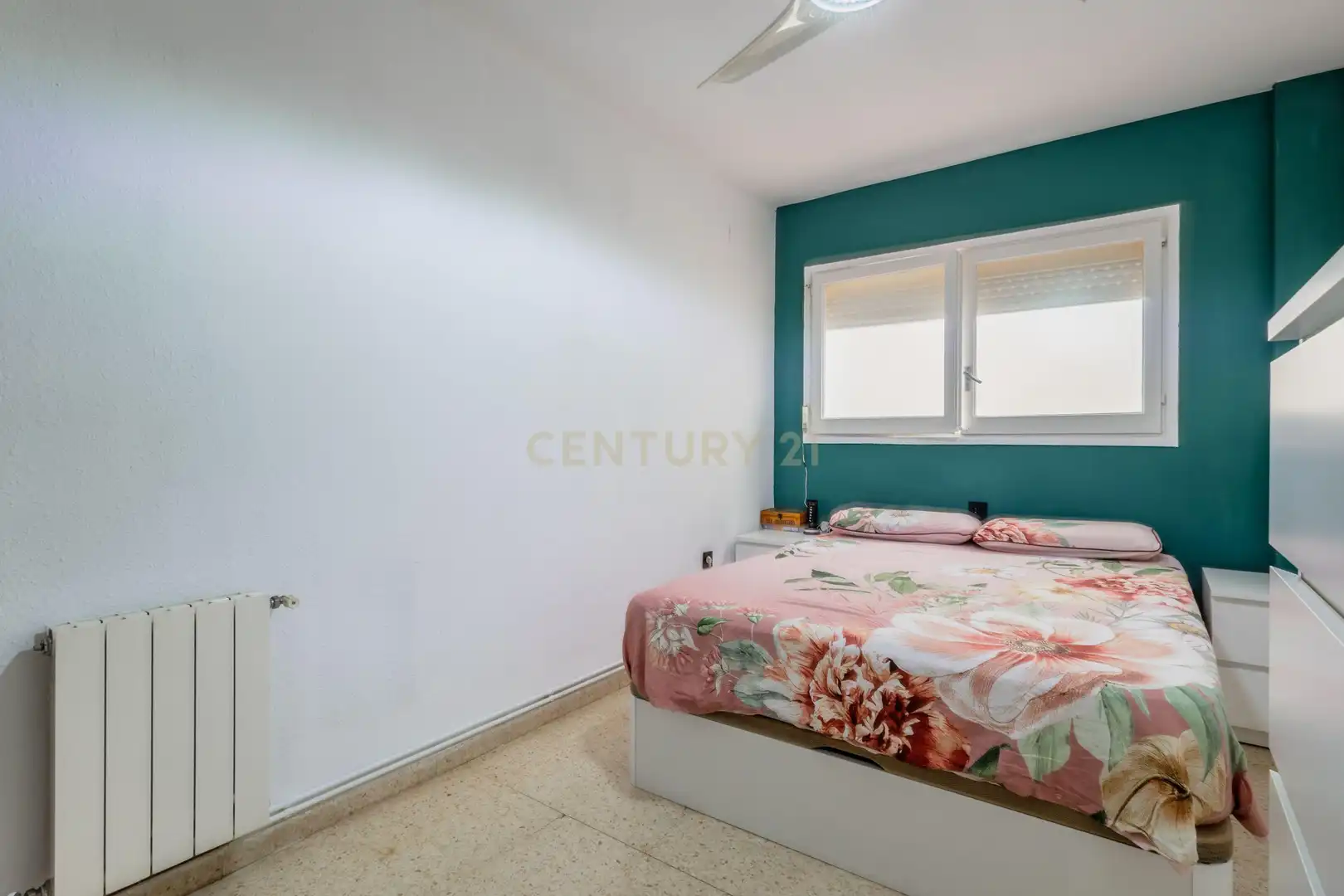 Habitación de Apartamento en venta en Sant Joan Despí con Aire acondicionado y Balcón