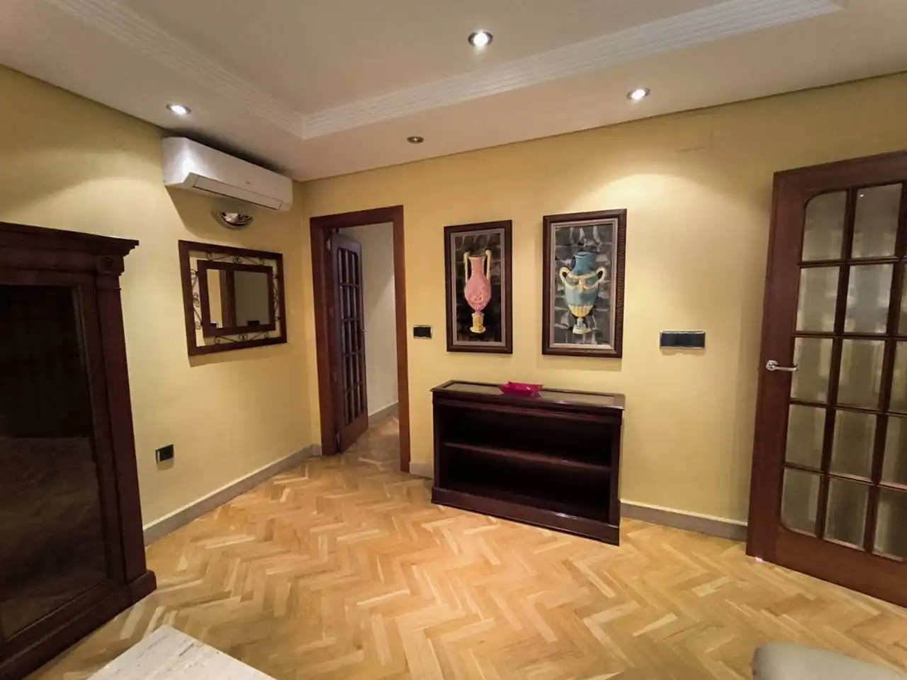 Wohnung zum Verkauf in Albacete mit Klimaanlage, Heizung und Parkett