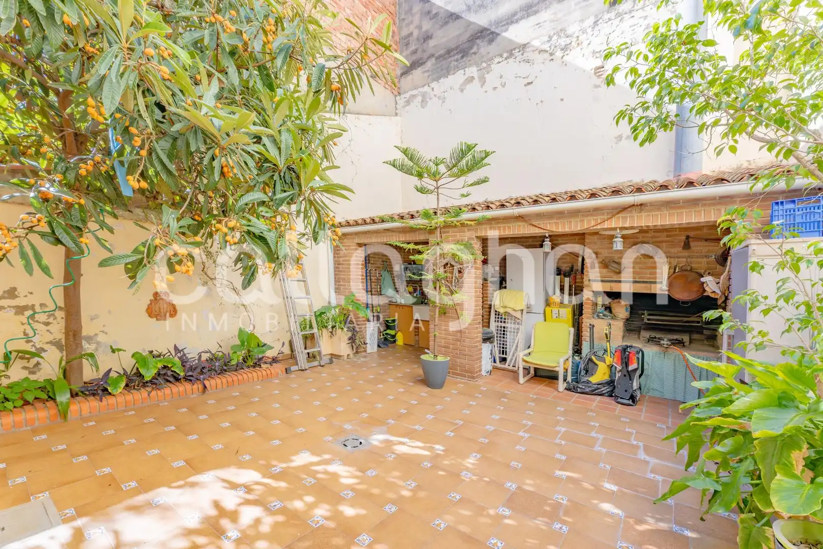 Terrassa de Casa adosada en venda en Massanassa amb Aire condicionat, Calefacció i Jardí privat