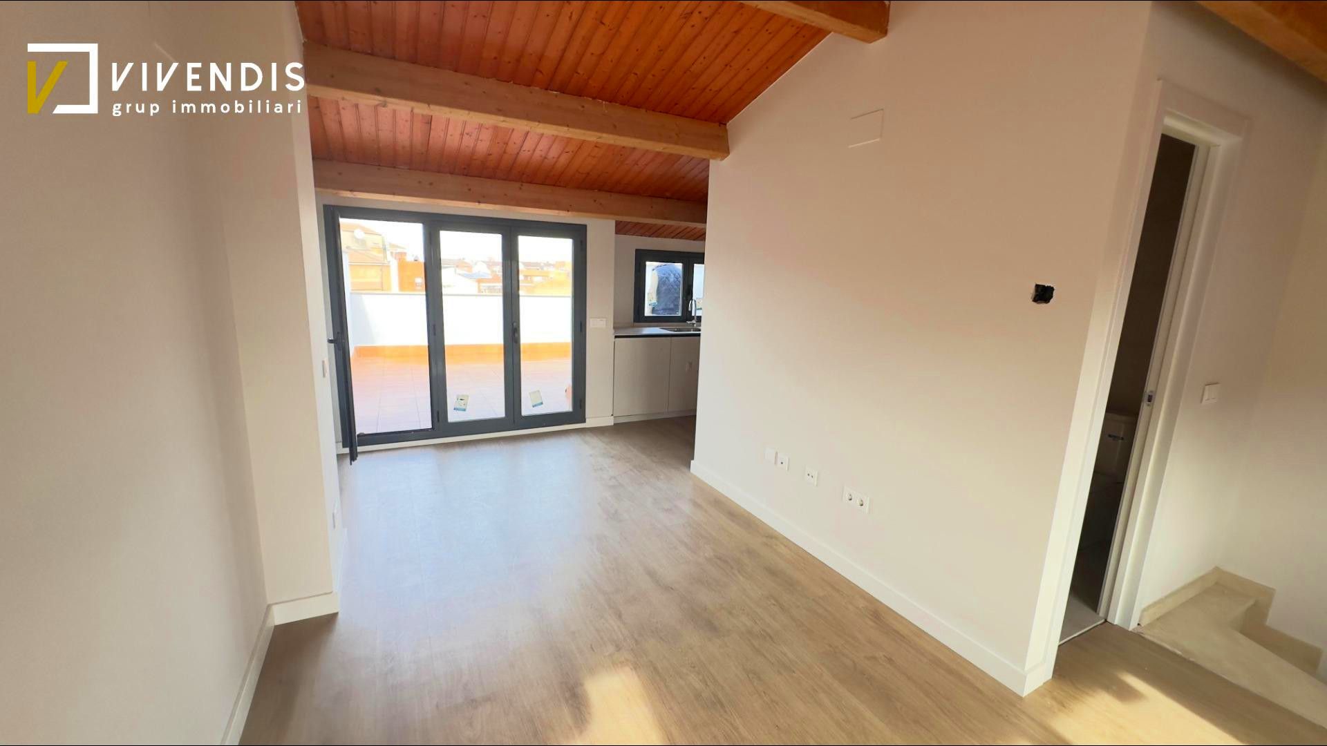 Sala d'estar de Àtic en venda en  Lleida Capital amb Calefacció, Terrassa i Traster