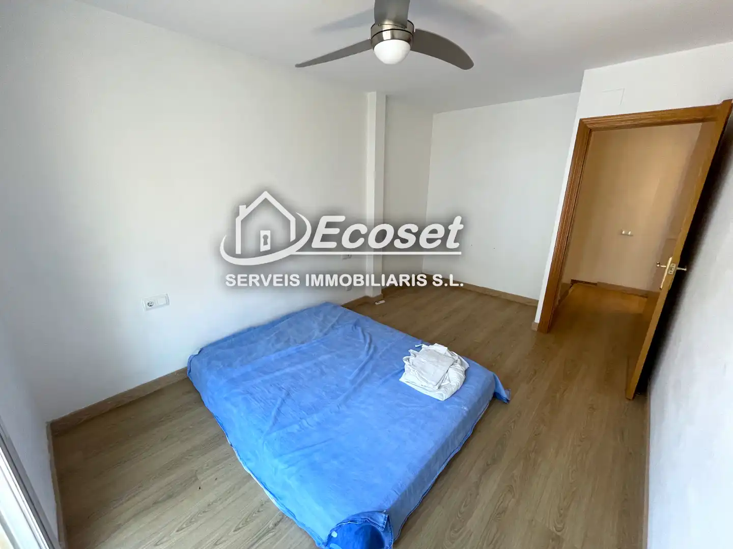 Habitación de Dúplex en venta en Vallirana con Aire acondicionado, Calefacción y Horno