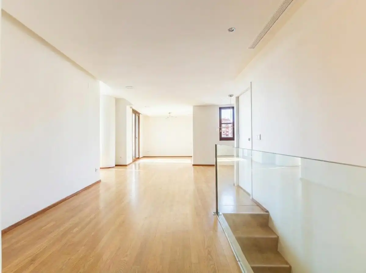 Piso en venta en Madrid con Aire acondicionado, Calefacción y Terraza
